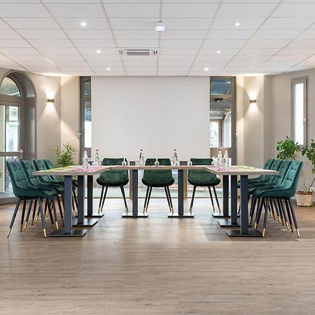 Logis Hotel Restaurant L'Abri Blavozy Екстер'єр фото