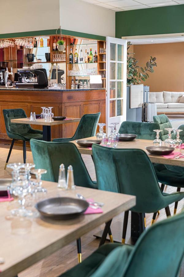 Logis Hotel Restaurant L'Abri Blavozy Екстер'єр фото