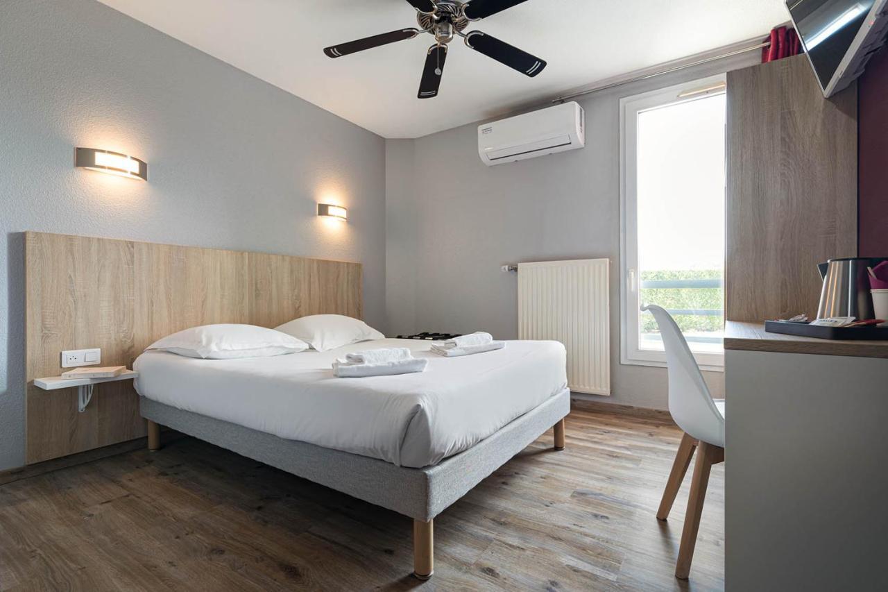 Logis Hotel Restaurant L'Abri Blavozy Екстер'єр фото